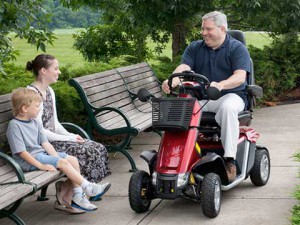 Scooter per disabili e anziani in esterno