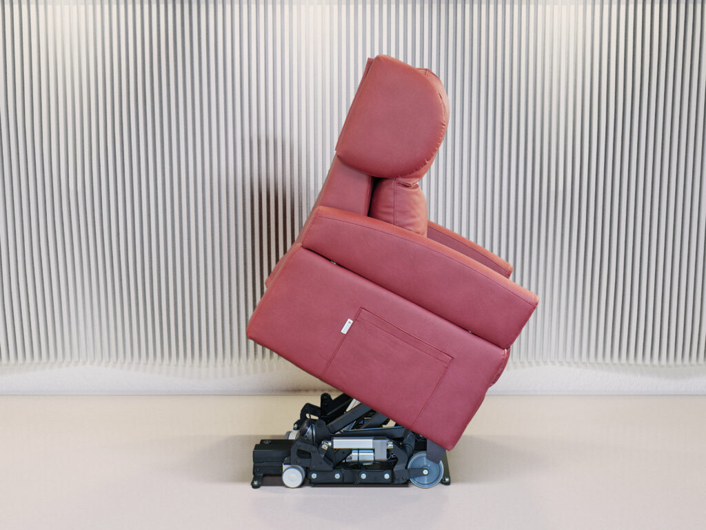 ALZATA ASSISTITA POLTRONA 6 MOTORI DISABILI E ANZIANI