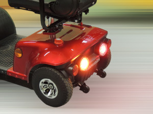 LUCI POSTERIORI E POSIZIONE SCOOTER PER DISABILI E ANZIANI