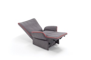 POLTRONA CON BRACCIOLI REGOLABILI RELAX