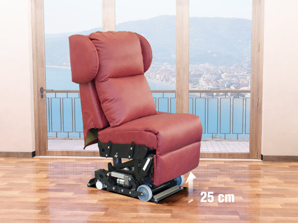POLTRONA DISABILI FIANCHI STACCATI SPOSTABILE SU RUOTE GRANDI ELEVATA IN VERTICALE 25 CM