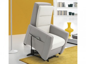 POLTRONA RELAX MASSAGGIO SCIATSU VERBENA POSIZIONE ALZAPERSONA