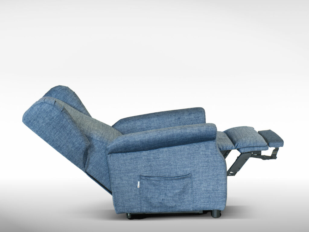 POLTRONA VENTILATA POSIZIONE RELAX RIPOSO PER ANZIANI