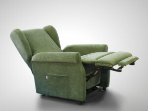 POLTRONE SPECIALI EXTRA LARGE XXL TRE MOTORI ANZIANI DISABILI LETTO RIPOSO