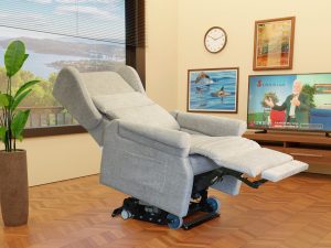 Poltrona 7 motori disabli anziani XXL 250 kg XL 200 cm in posizione anti-trendelenburg