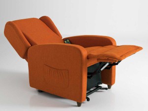poltrona relax anziani posizione letto