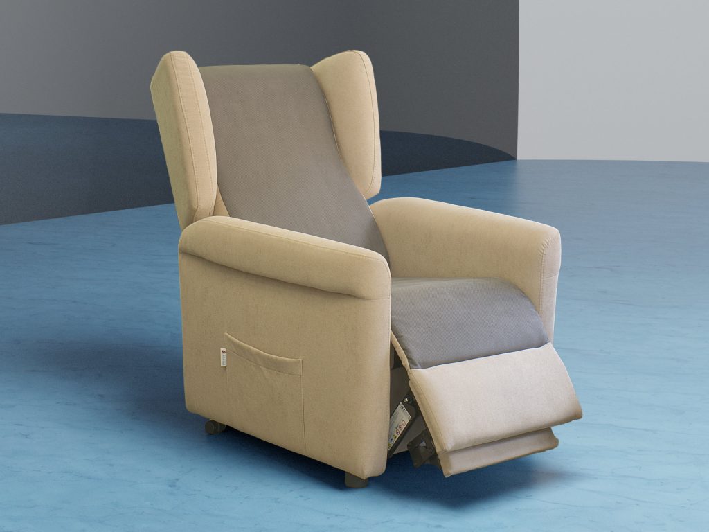 poltrona relax ventilata movimenti indipendenti pediera e schienale