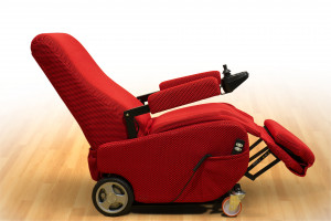 poltrona robotica relax anziani disabili