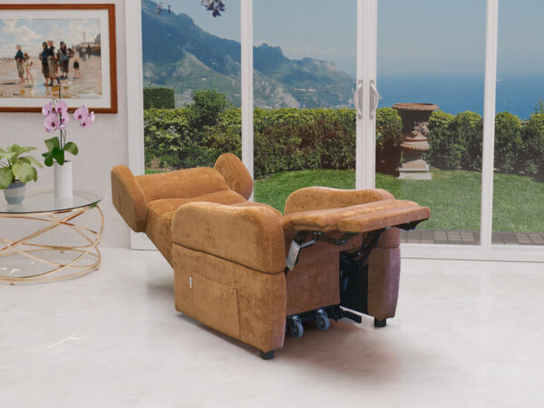 Grande poltrona relax XL 150 kg reclinata posizione zero gravity