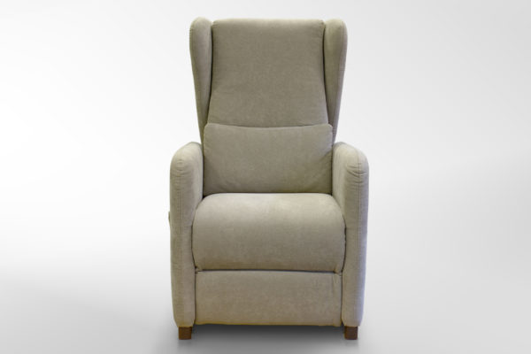 POLTRONA RELAX CON CUSCINO LOMBARE POLTRONA RELAX CON CUSCINO LOMBARE