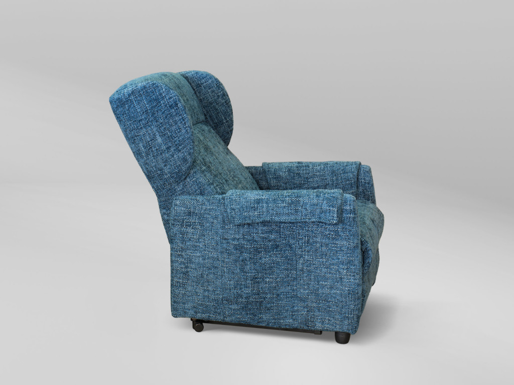 POLTRONA RELAX CON SUPPORTO E MASSAGGIO LOMBARE POLTRONA RELAX CON SUPPORTO E MASSAGGIO LOMBARE